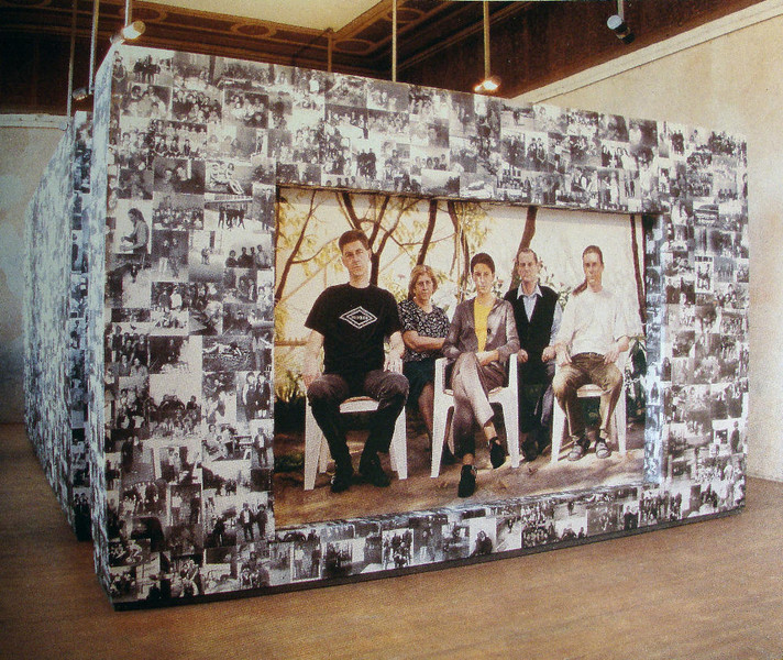Object Happy Bosnian Family, 2000, 300x500x820 cm, wood, paper, pictures01